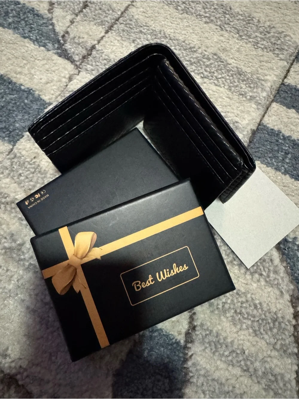 Black Carbon-Texture Men's Wallet - Unbranded